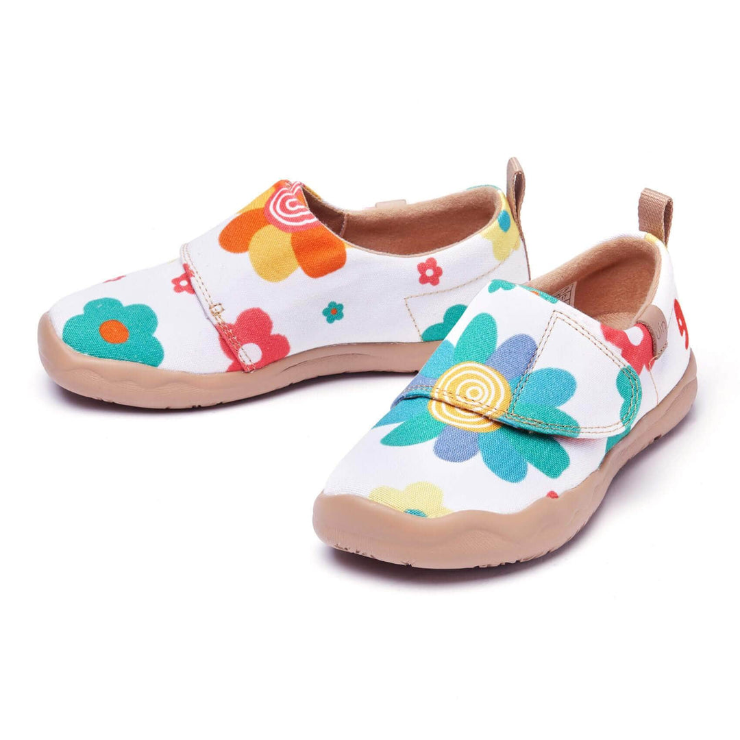 UIN Footwear Kid Flowers Market Kid Canvas loafers