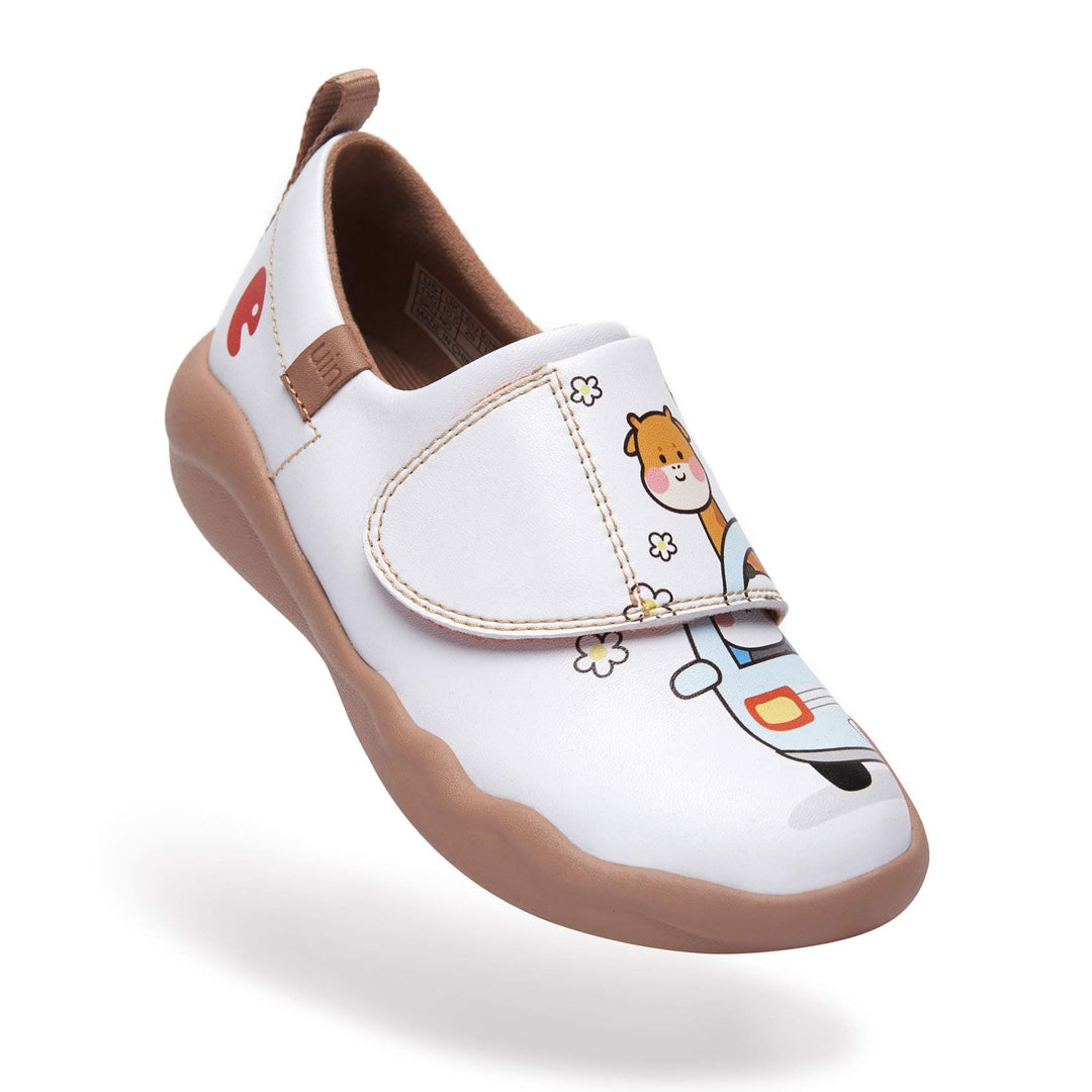 UIN Footwear Kid Happy Bus -White Toledo II Kid Canvas loafers