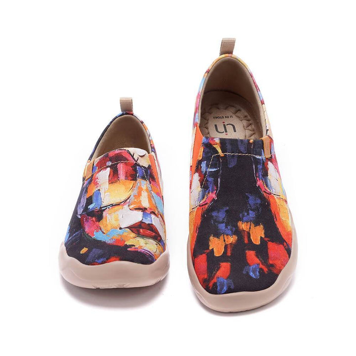 UIN Footwear Women Artwork in Progress Canvas loafers