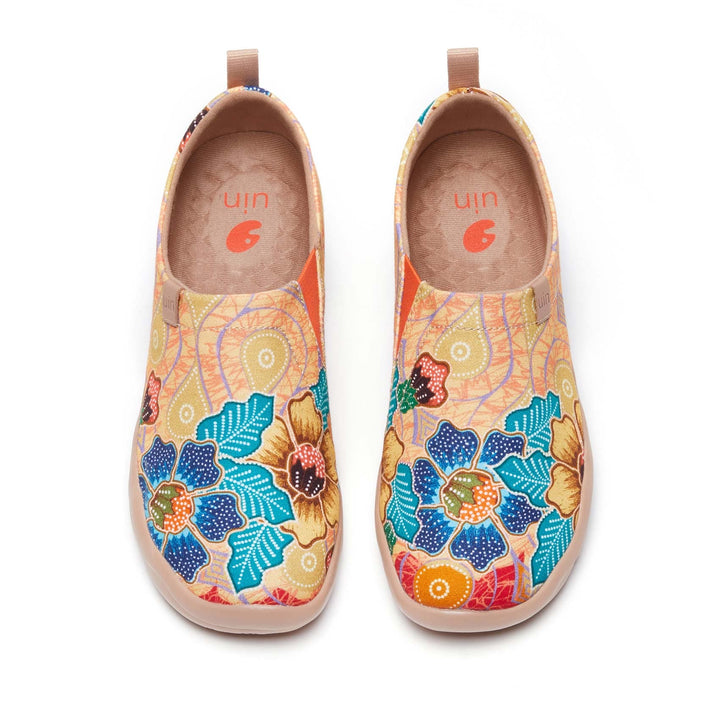 UIN Footwear Women Batik Flower Toledo I Women Canvas loafers