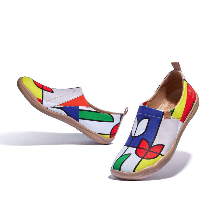 UIN Footwear Women Geometric Tulips Toledo I Women Canvas loafers