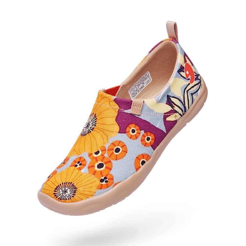 UIN Footwear Women Marigolds Canvas loafers