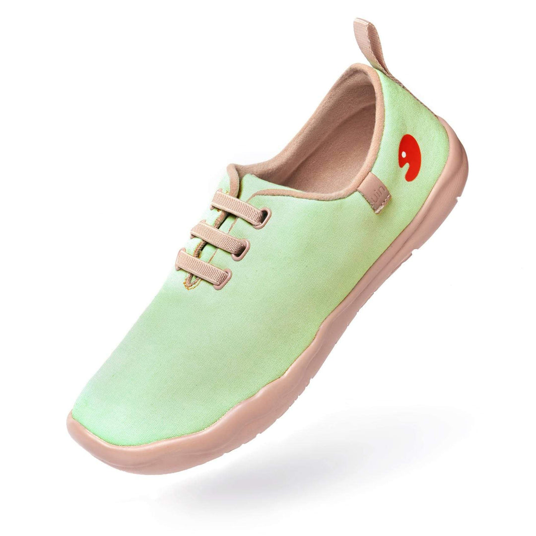 UIN Footwear Women Moguer Pastel Green Canvas loafers