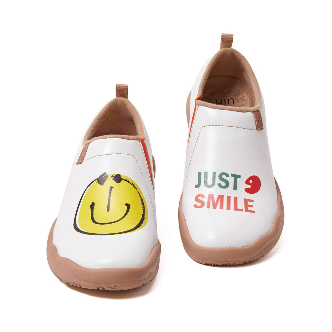 UIN Footwear Women Smiley Microfiber Leather Women Canvas loafers