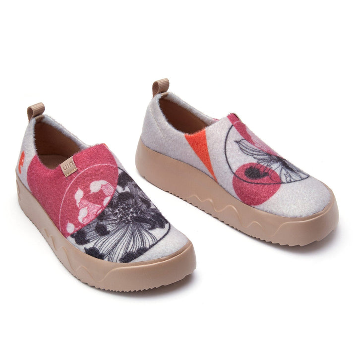 UIN Footwear Women The Sunrise Flower Toledo IX Women Canvas loafers