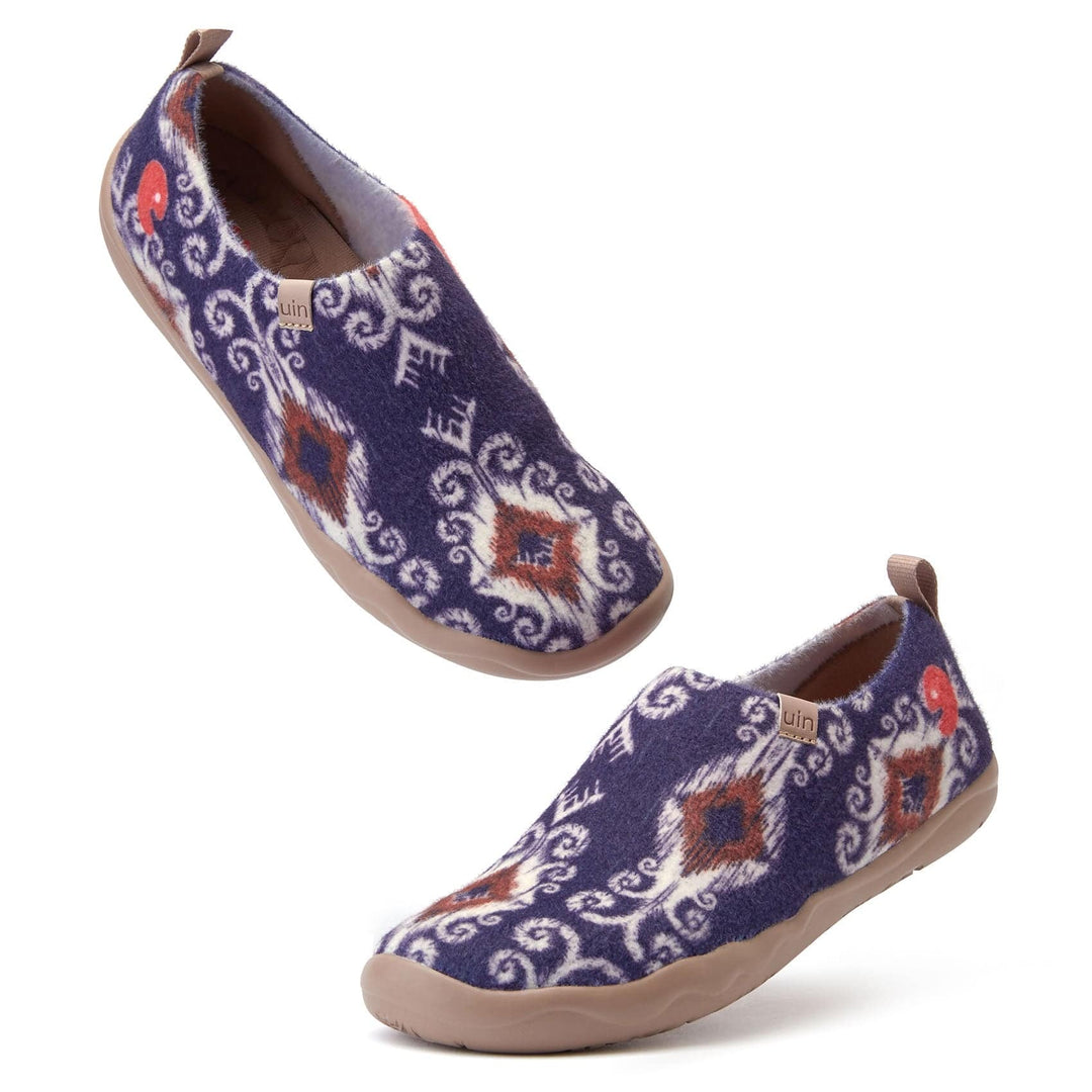 UIN Footwear Women Tribal Pattern Toledo I Women Canvas loafers