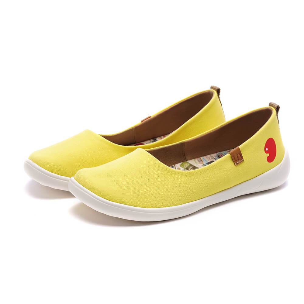 UIN Footwear Women Valencia Canvas Yellow Canvas loafers